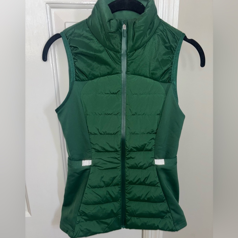 Lululemon Down For It All Vest Everglade Green Size 2